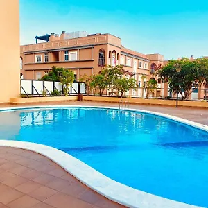 Apartment Medano Sweet 2 Bedrooms With Wi-fi, Pool, Beach, El Medano (Tenerife)